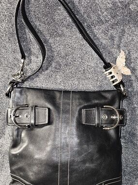 Coach Vintage Soho Over the shoulder Purse Black Leather